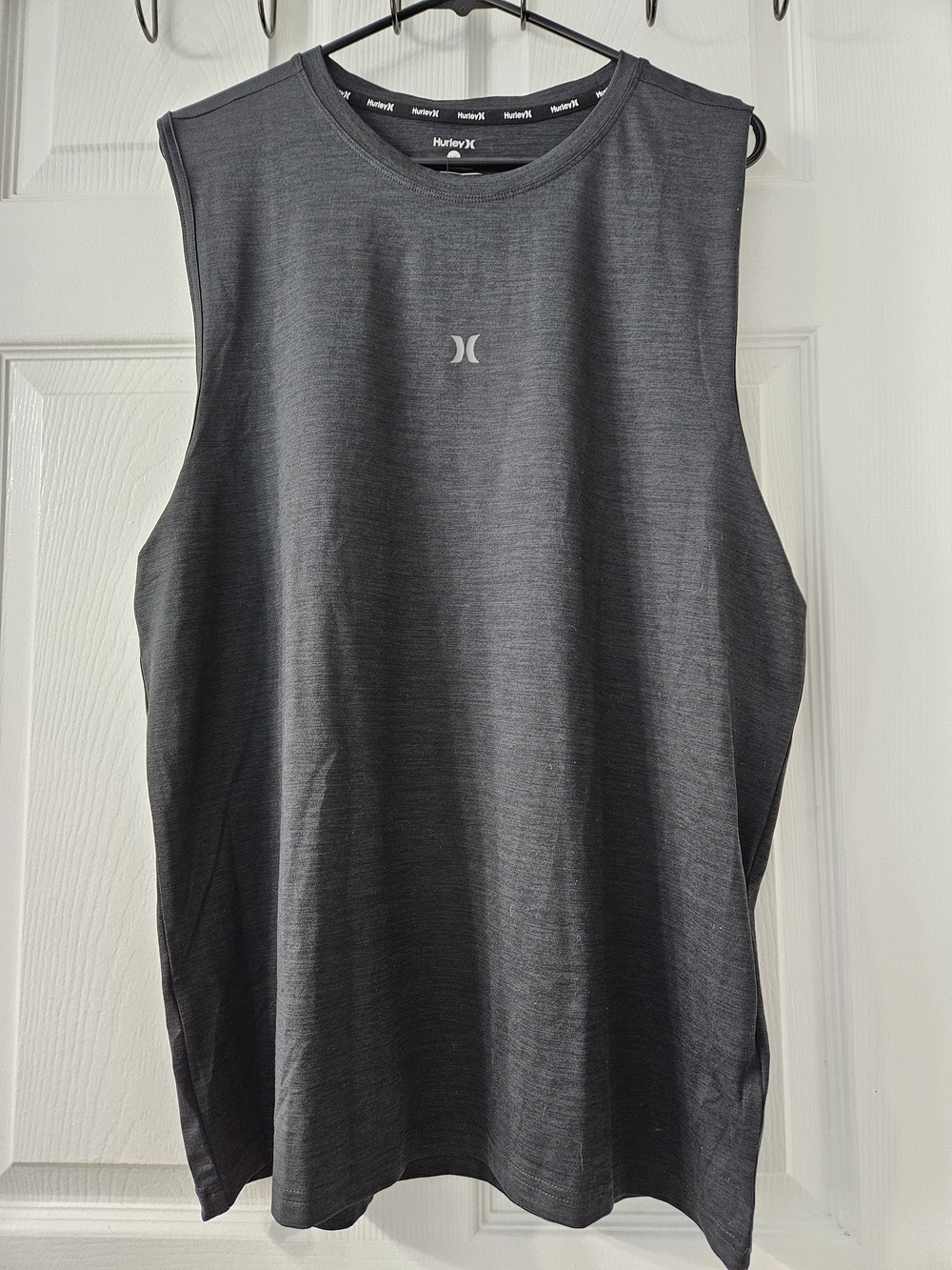 Hurley Men’s Dark Gray Sleeveless Athletic Tank